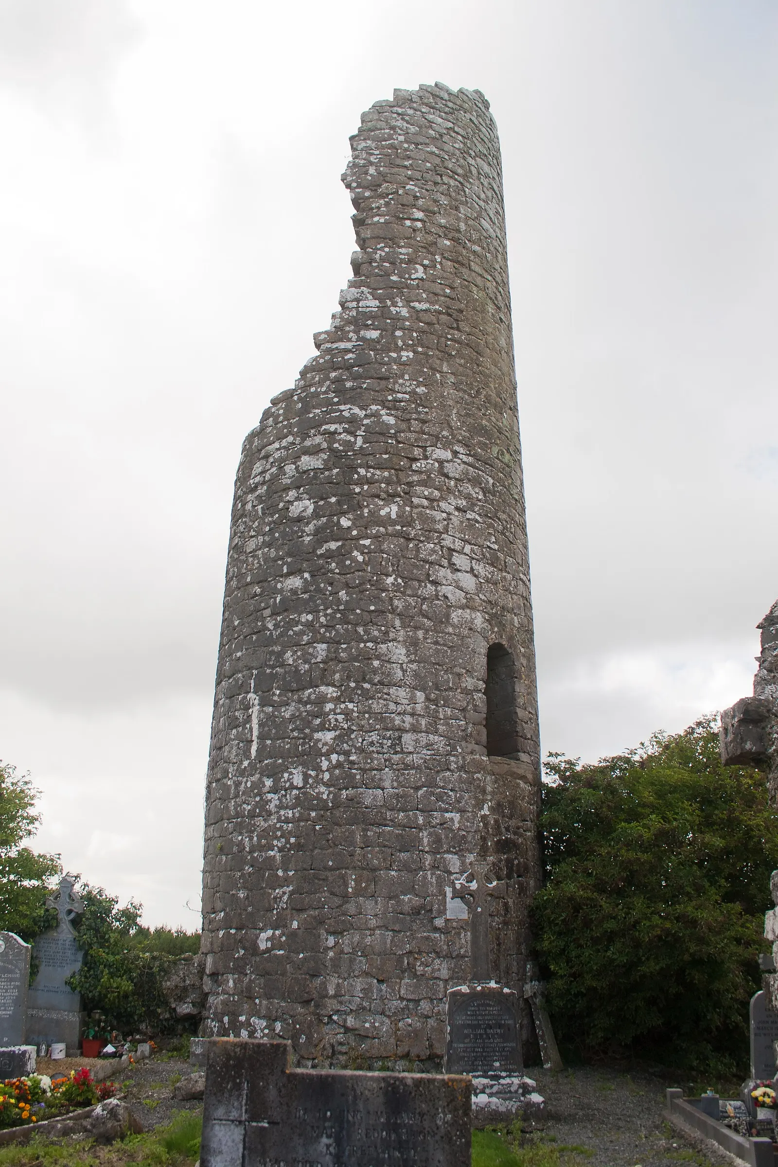 The round tower at Kilbennan